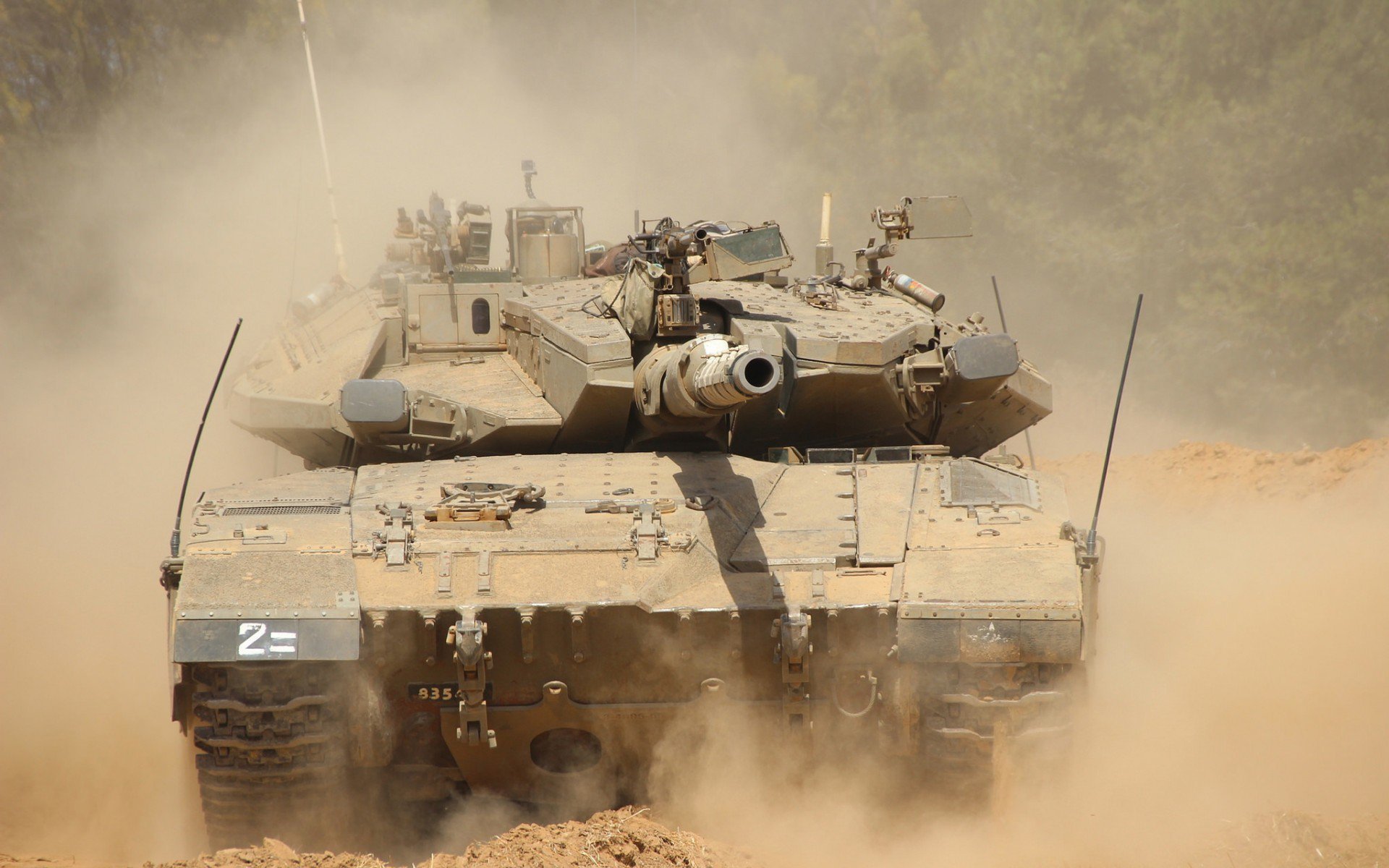 开云官网-中路直塞成功率是否高于边路渗透传球，直塞最强的中场